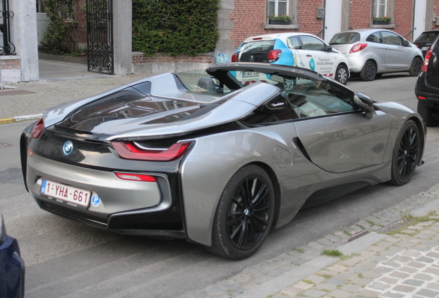 BMW i8 Roadster