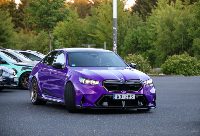 BMW M5 G90