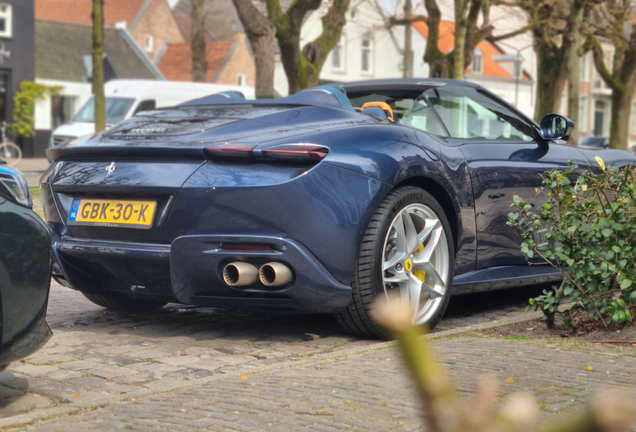 Ferrari Roma Spider