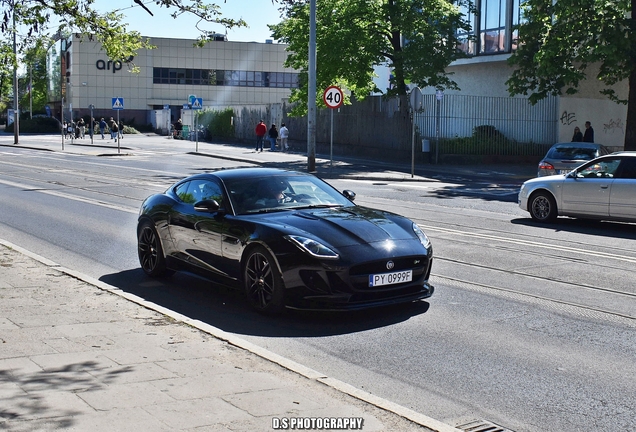 Jaguar F-TYPE R Coupé