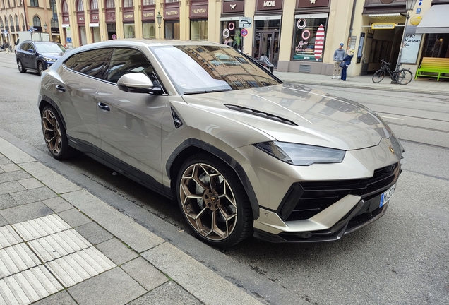 Lamborghini Urus Performante