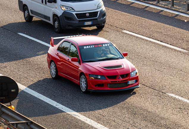 Mitsubishi Lancer Evolution VIII GSR