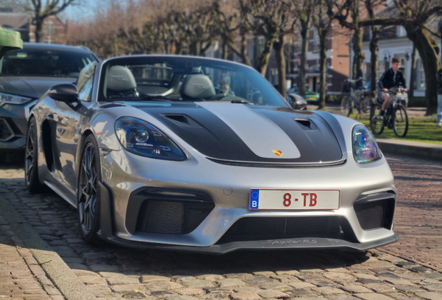 Porsche 718 Spyder RS Weissach Package