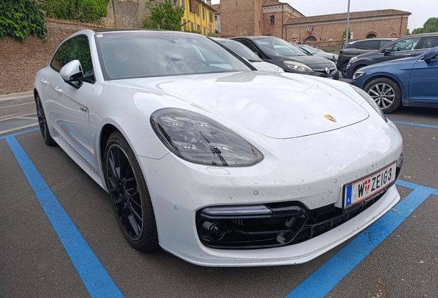 Porsche 971 Panamera Turbo S E-Hybrid Sport Turismo