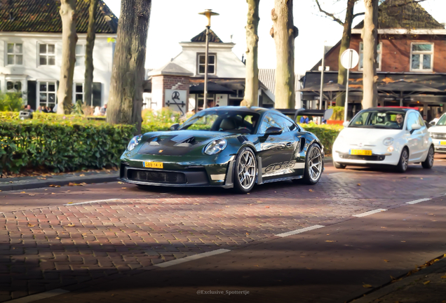 Porsche 992 GT3 RS Weissach Package