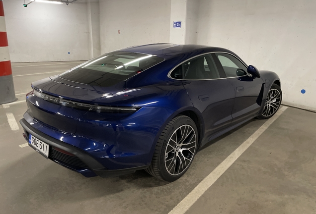 Porsche Taycan Turbo