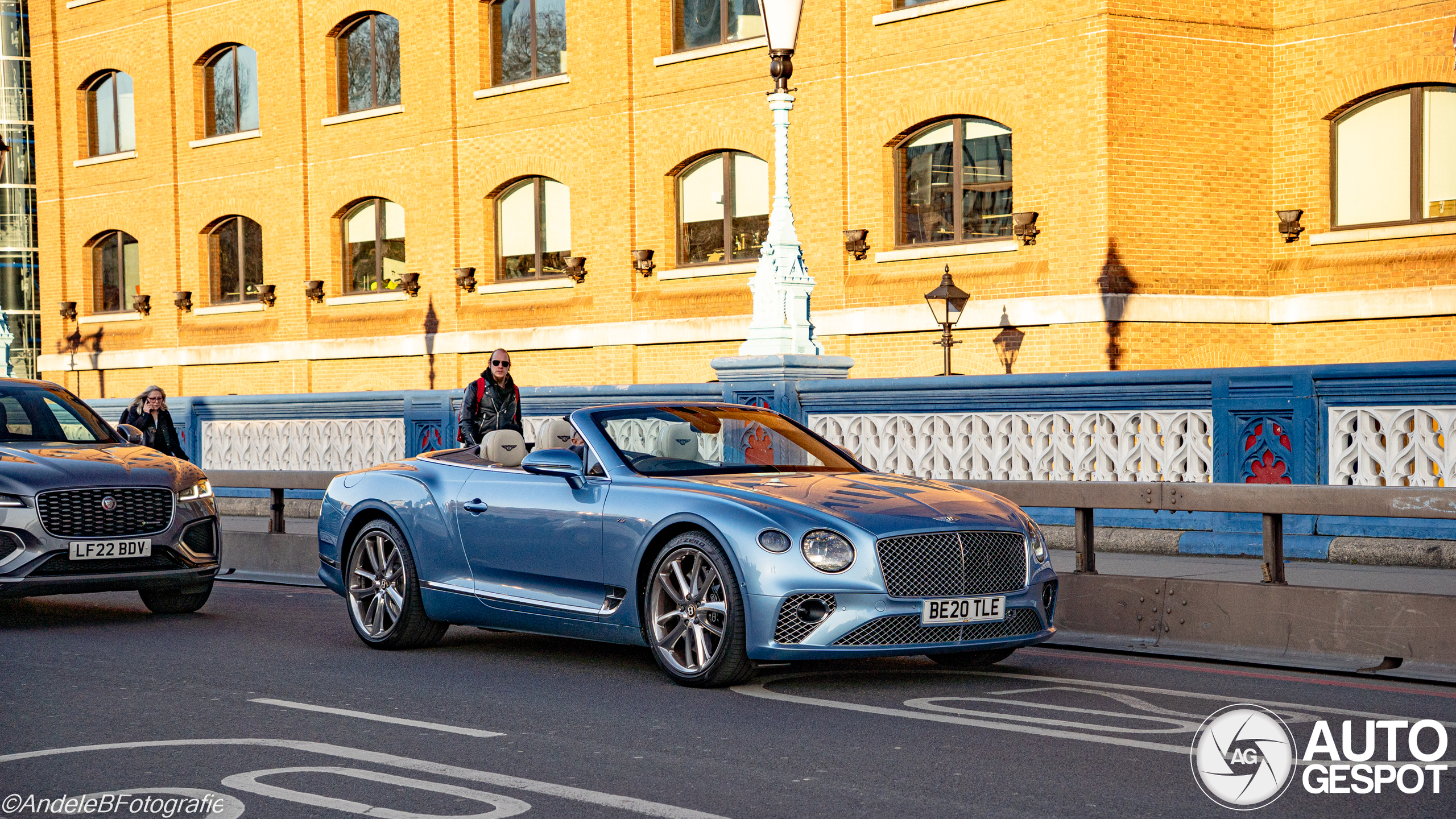 Bentley Continental GTC V8 2020