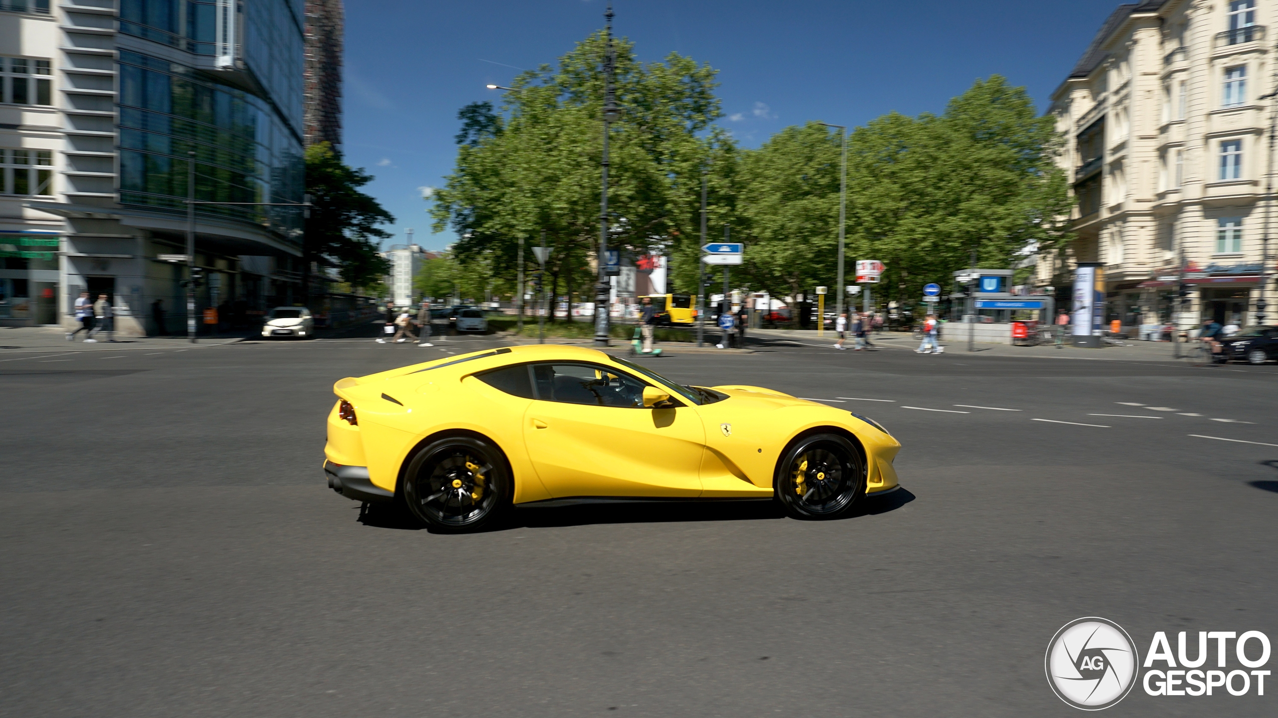 Ferrari 812 Superfast