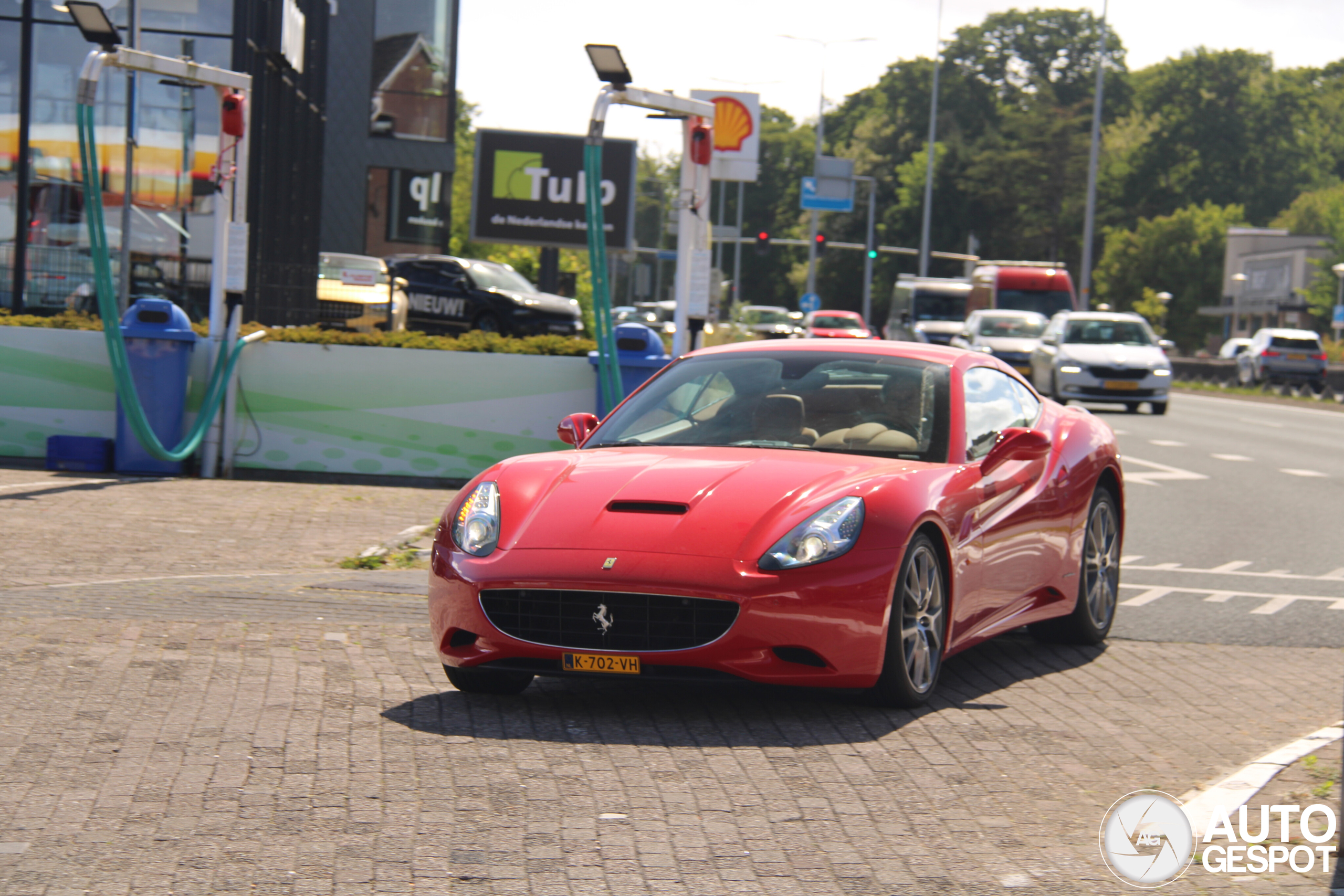 Ferrari California