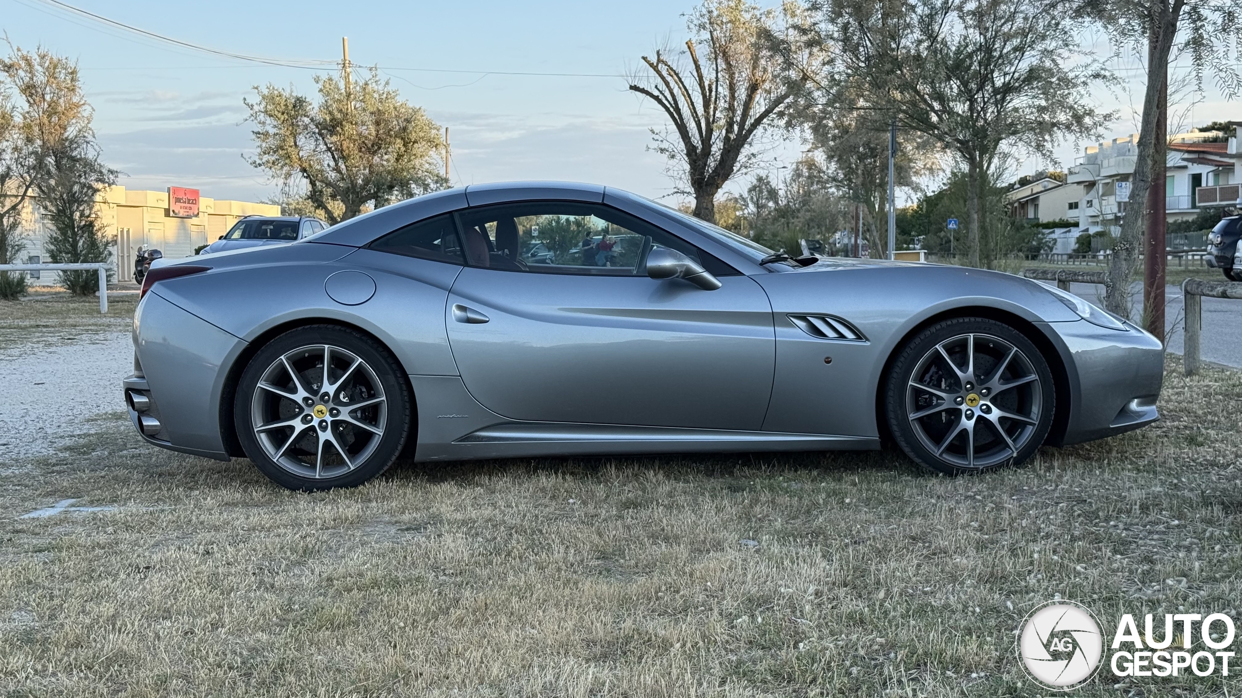 Ferrari California