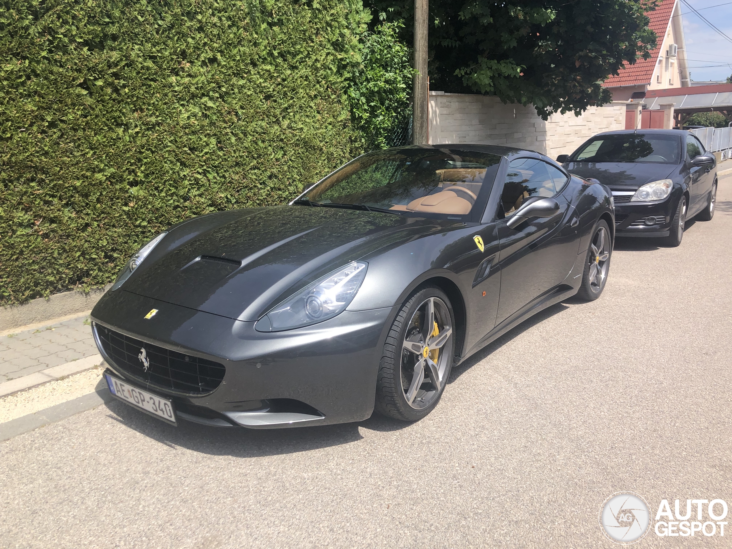 Ferrari California