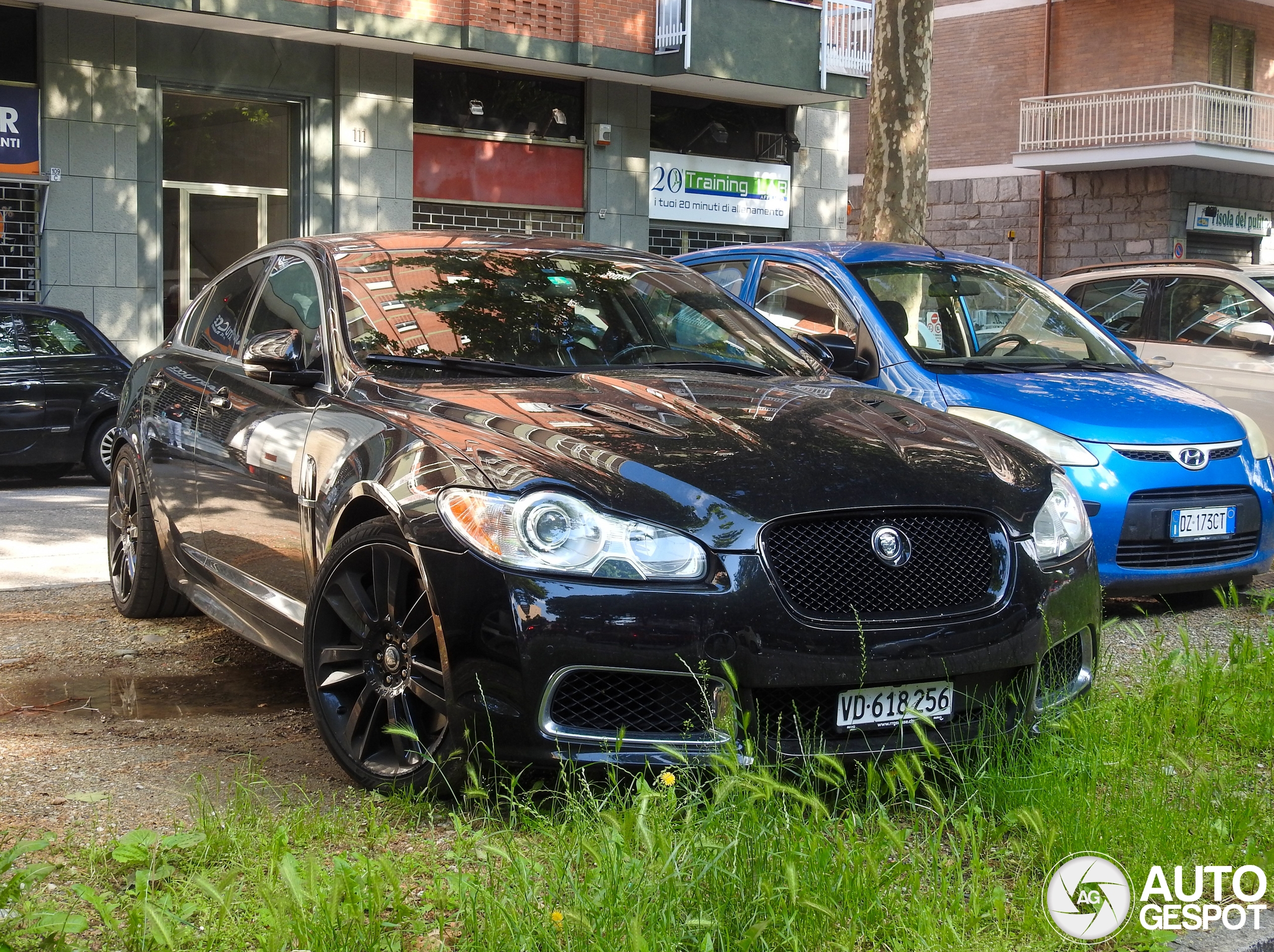 Jaguar XFR