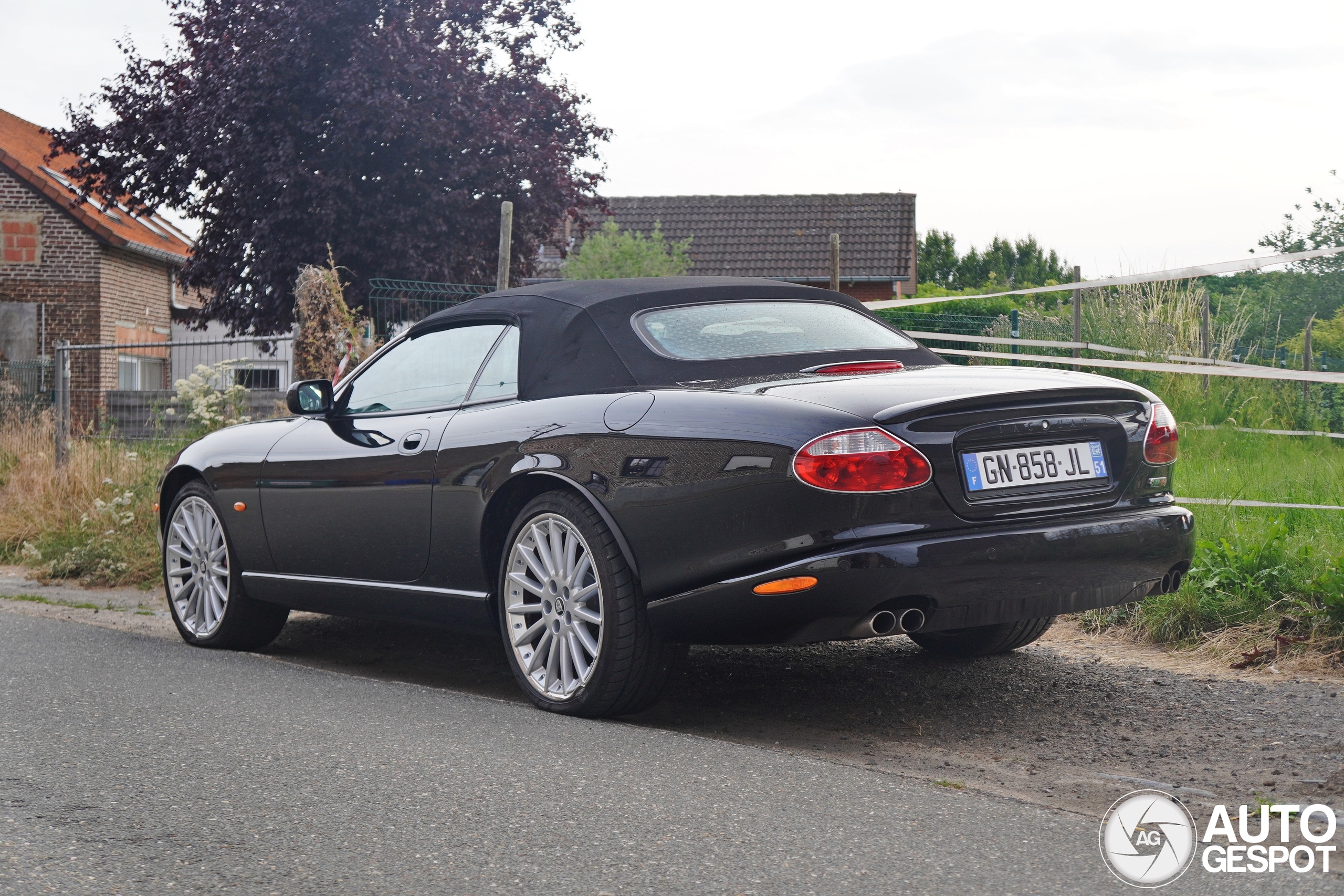 Jaguar XKR Convertible