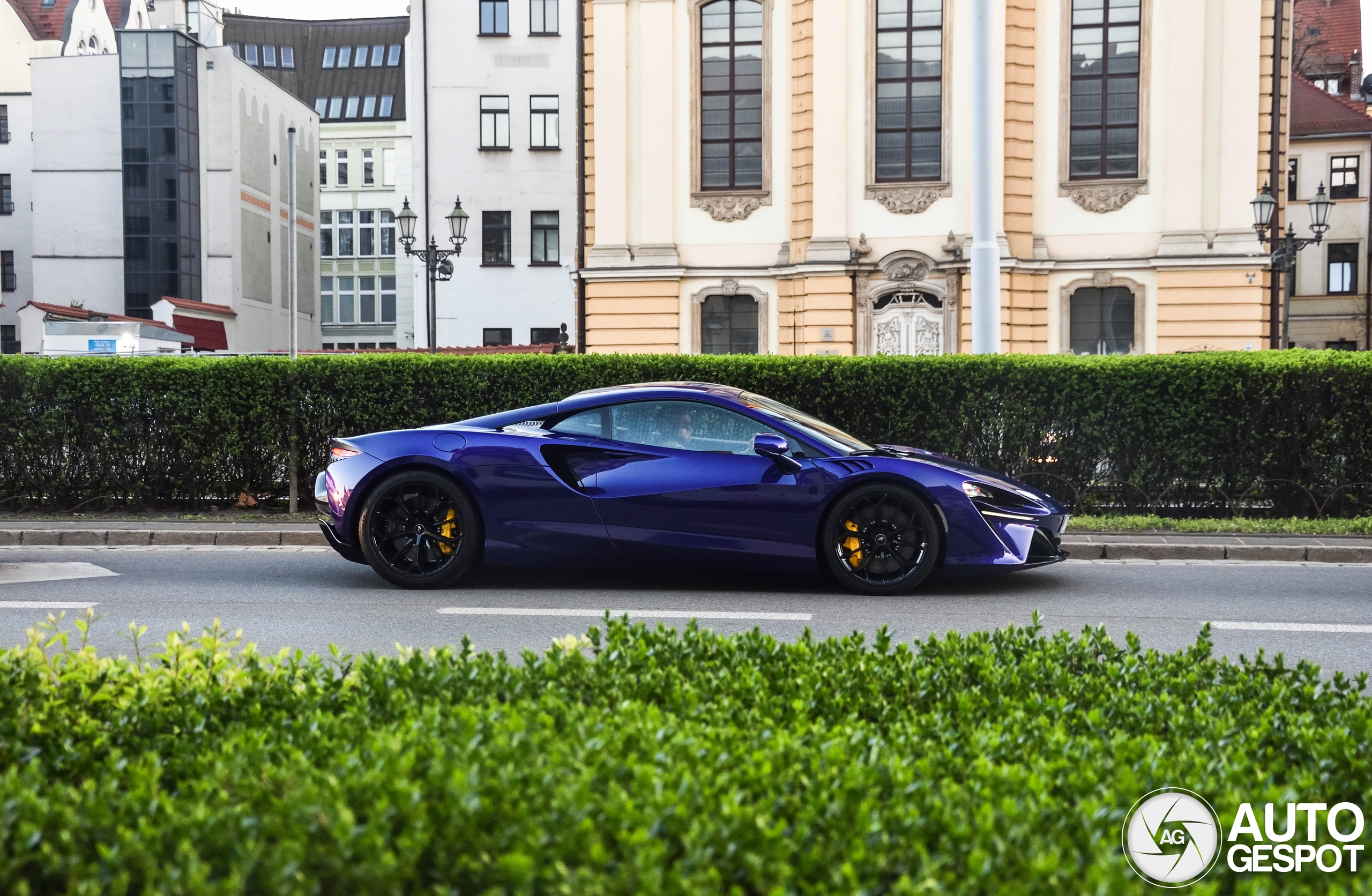 McLaren Artura