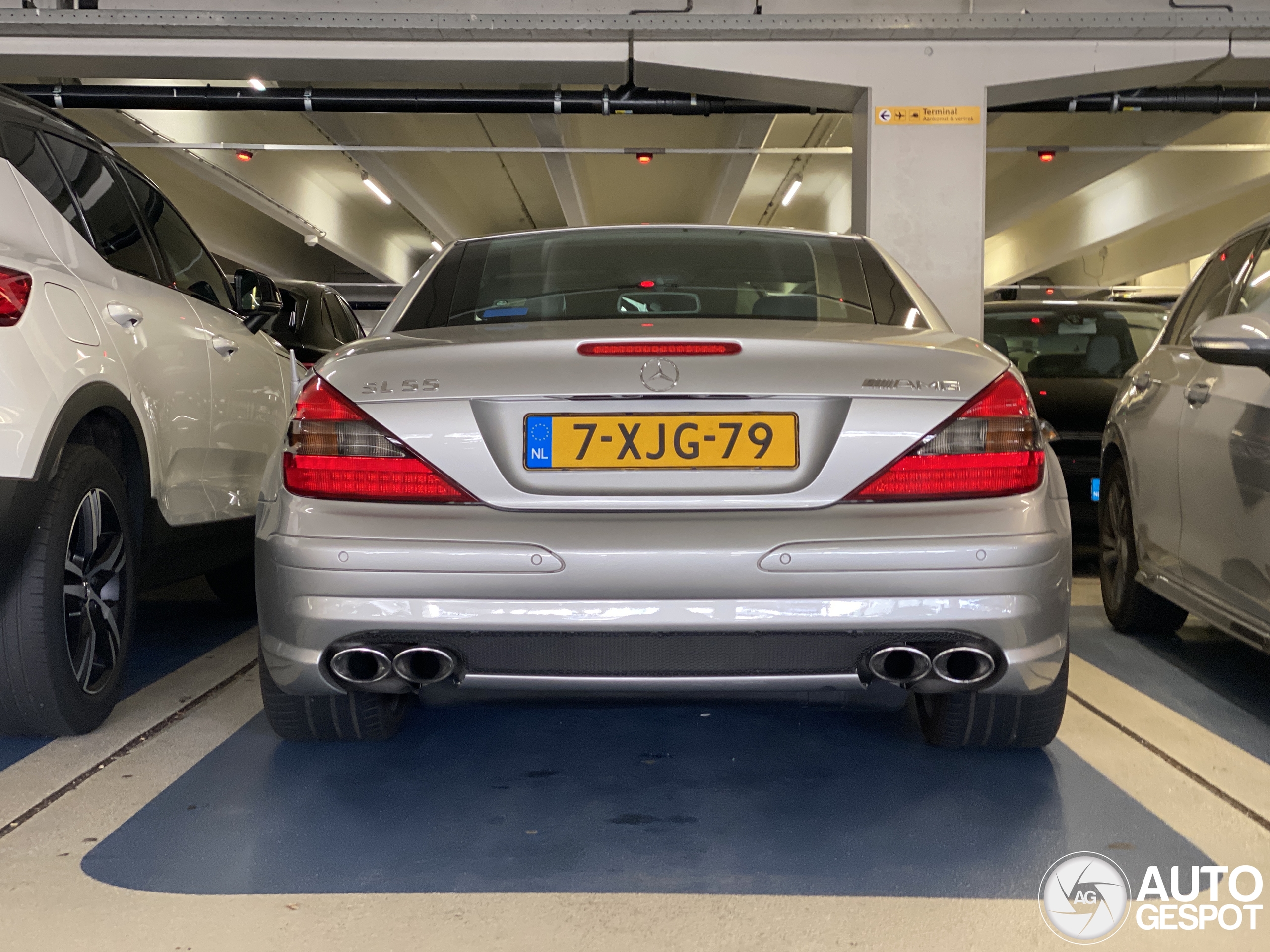 Mercedes-Benz SL 55 AMG R230