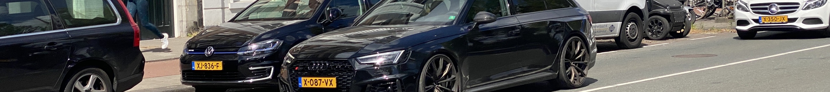 Audi RS4 Avant B9