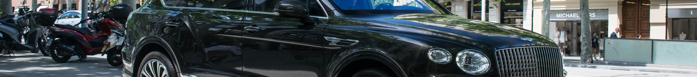 Bentley Bentayga Azure EWB First Edition