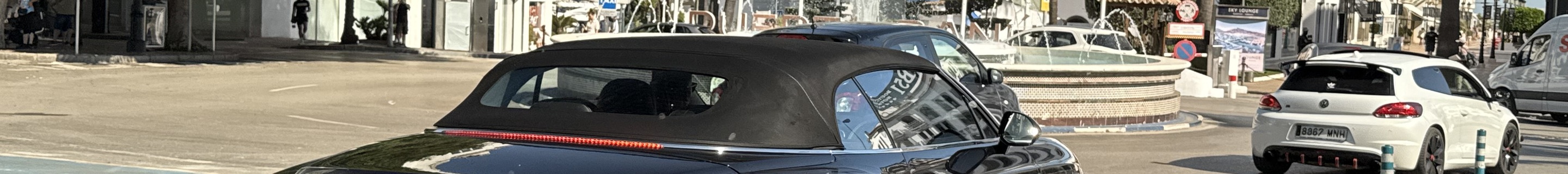 Bentley Continental GTC V8