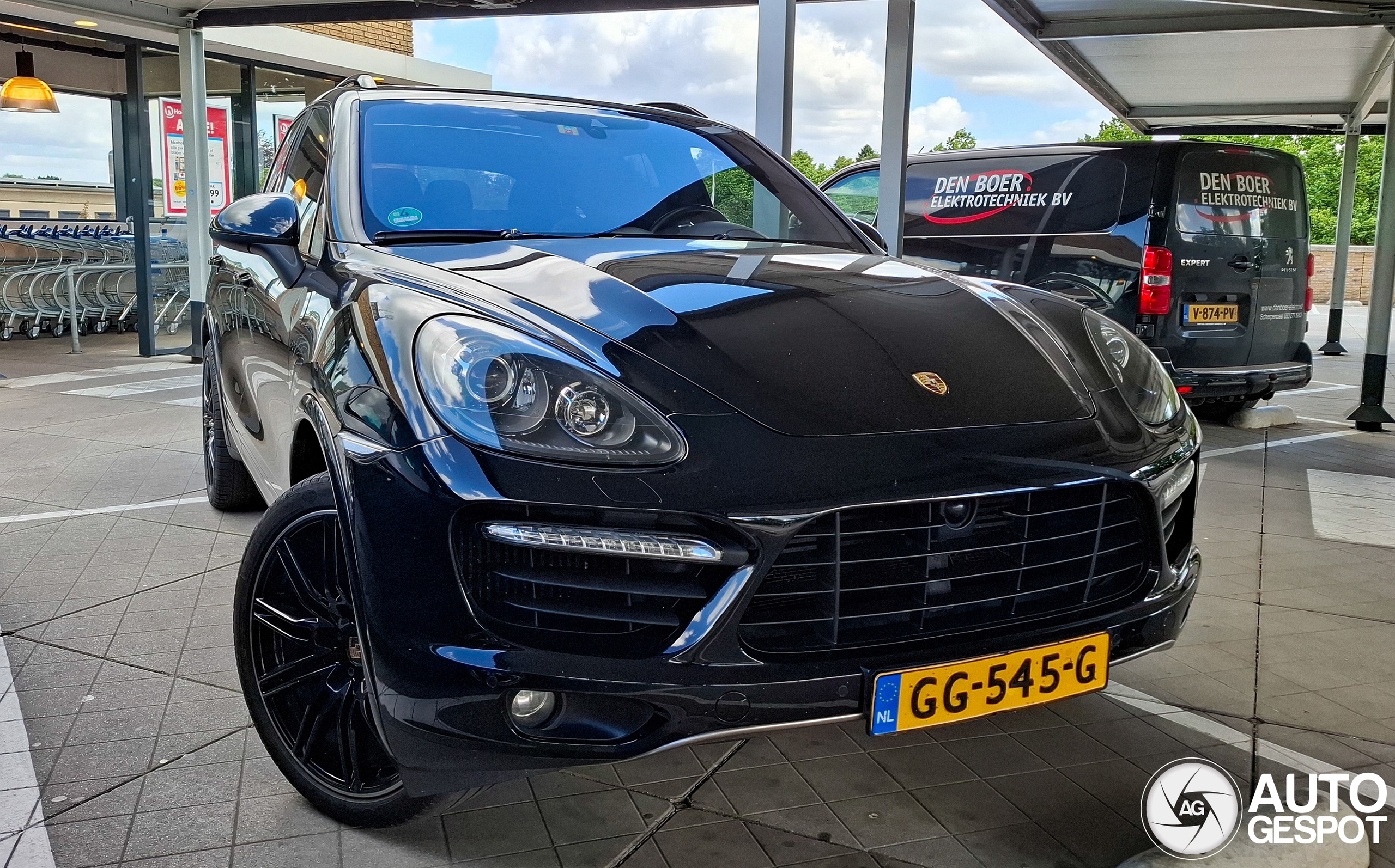 Porsche 958 Cayenne Turbo S