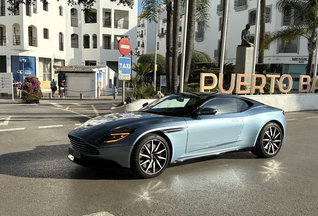 Aston Martin DB11 V8