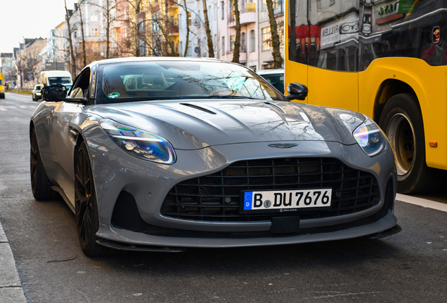 Aston Martin DB12