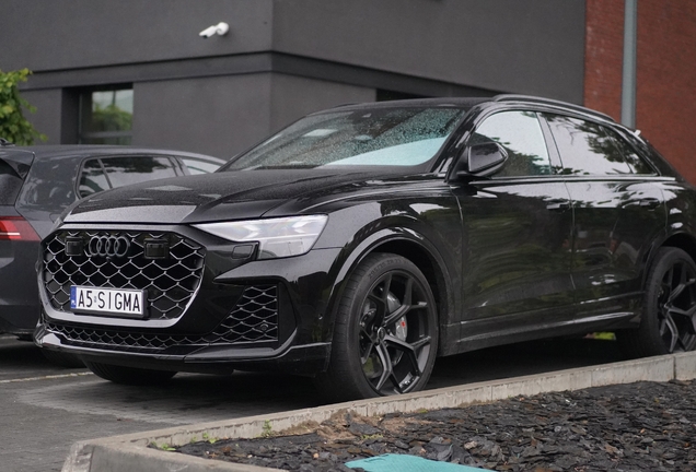 Audi RS Q8 2024