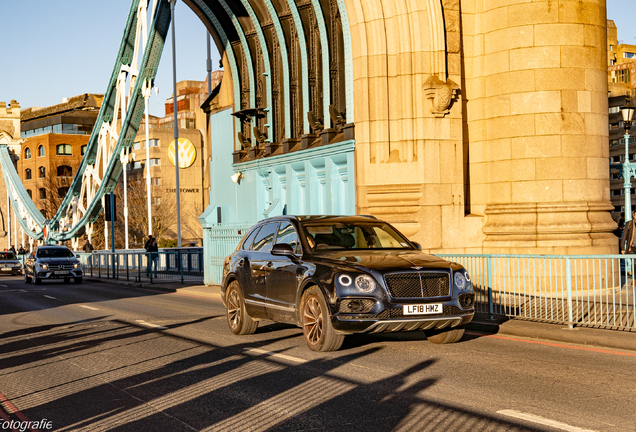 Bentley Bentayga V8