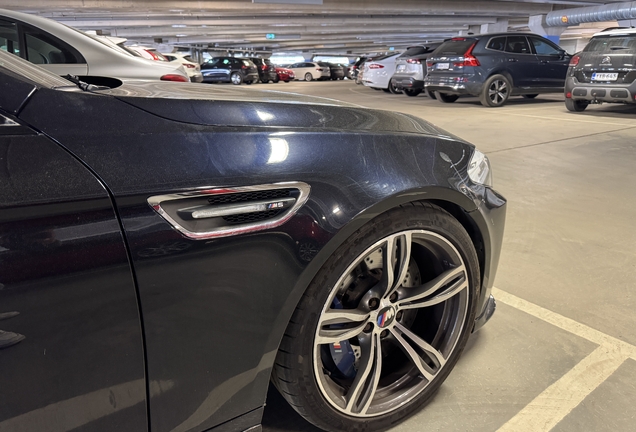 BMW M5 F10 2011