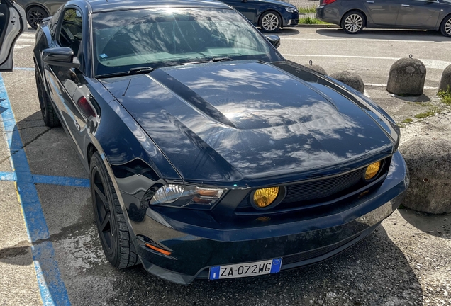 Ford Mustang GT 2011