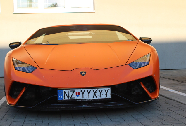 Lamborghini Huracán LP640-4 Performante