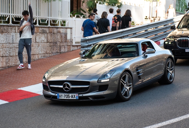 Mercedes-Benz SLS AMG