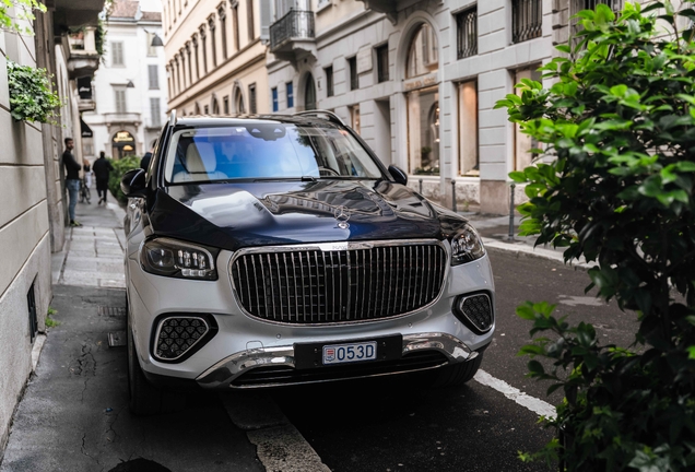 Mercedes-Maybach GLS 600 2024