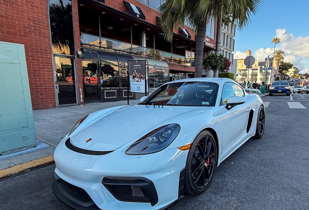 Porsche 718 Cayman GT4