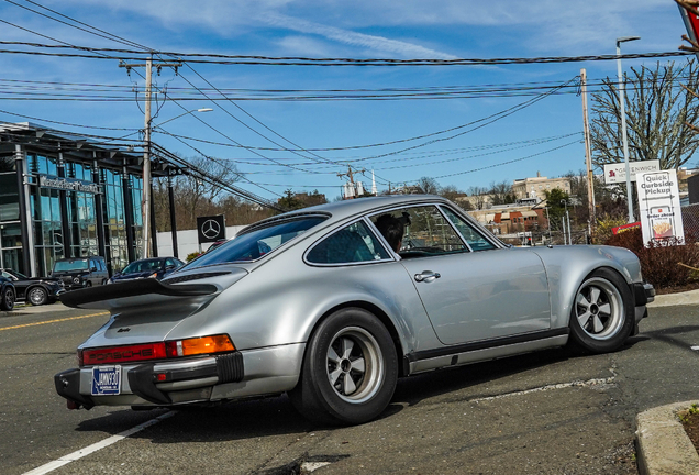 Porsche 930 Turbo