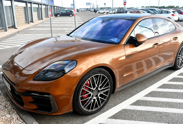Porsche 972 Panamera Turbo E-Hybrid