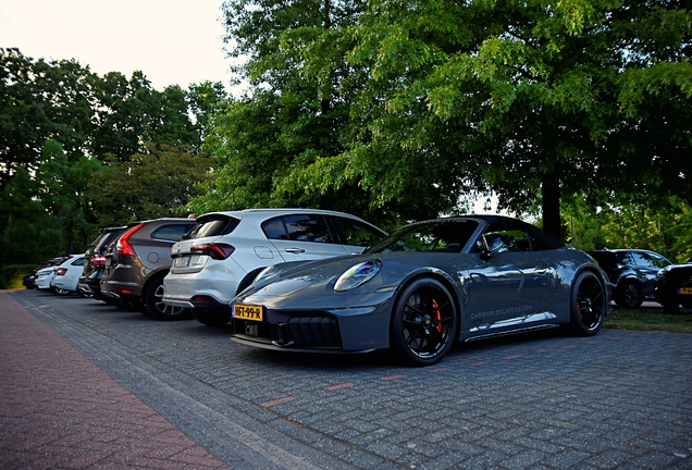 Porsche 992 Carrera 4 GTS Cabriolet MkII