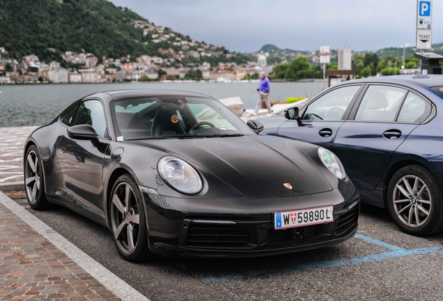 Porsche 992 Carrera 4S