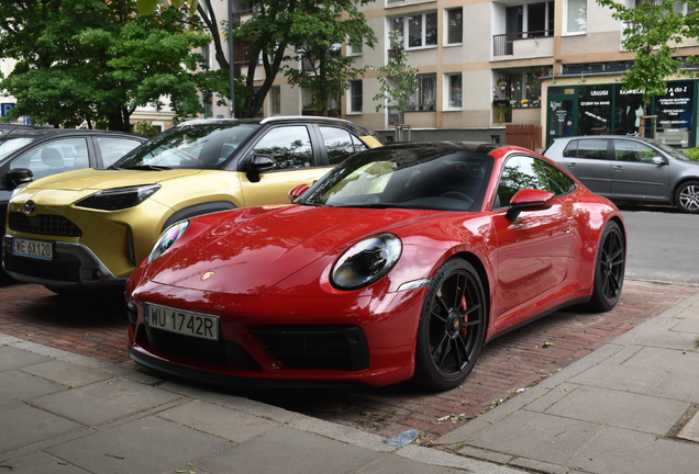 Porsche 992 Carrera GTS