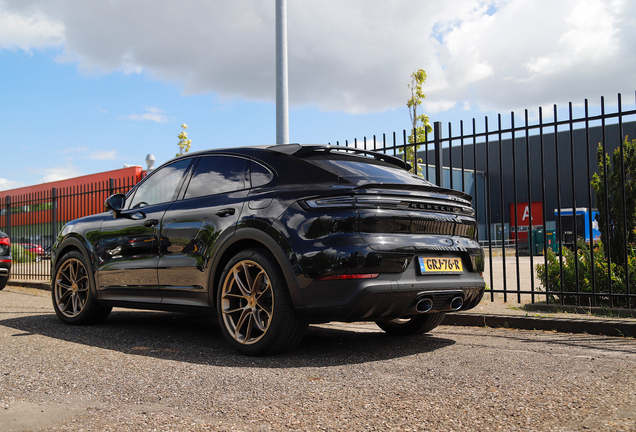 Porsche Cayenne Coupé Turbo E-Hybrid