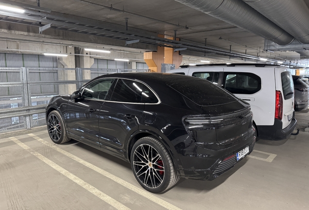 Porsche Macan EV Turbo