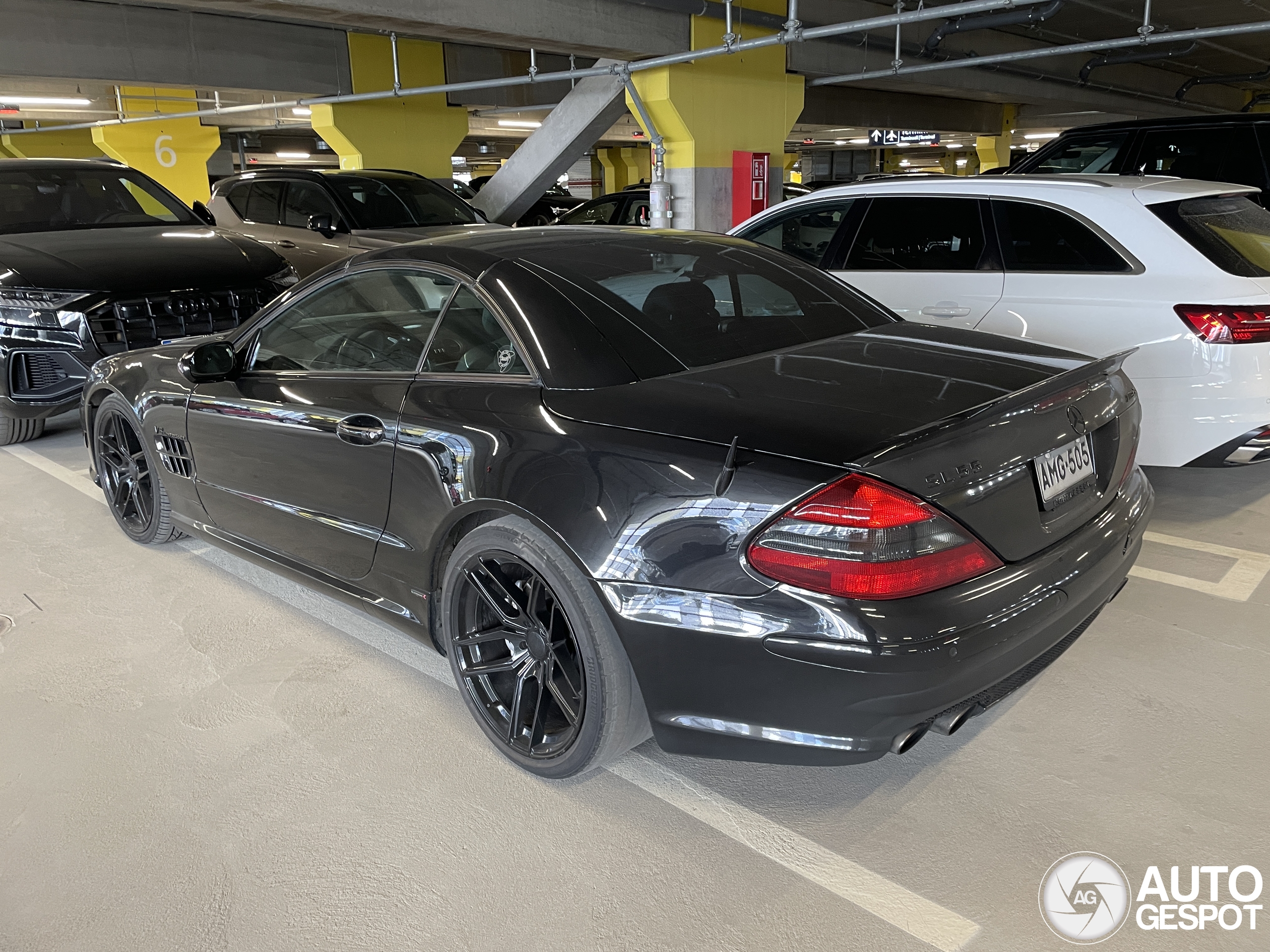 Mercedes-Benz SL 55 AMG R230