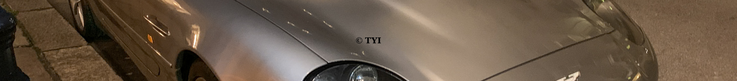 Aston Martin DB7 Vantage