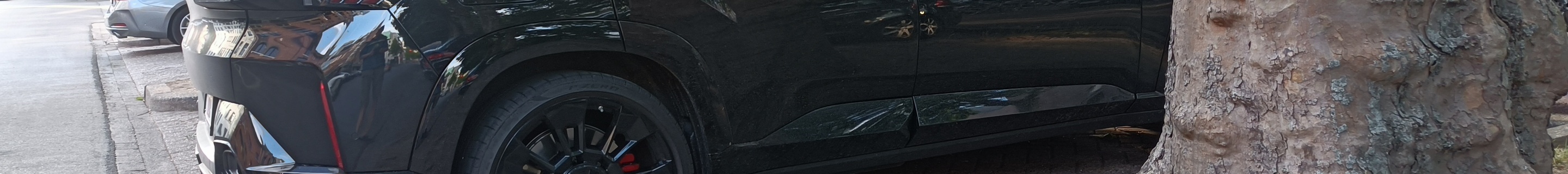 BMW XM G09