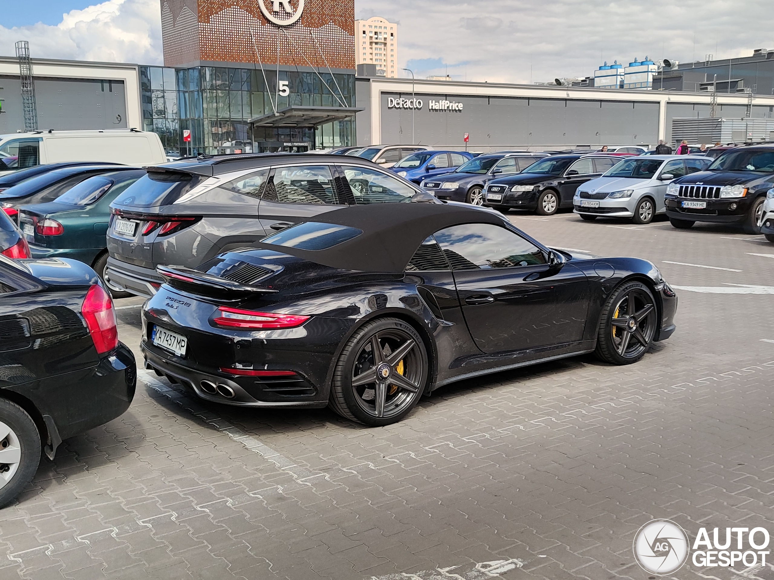 Porsche 991 Turbo S Cabriolet MkII