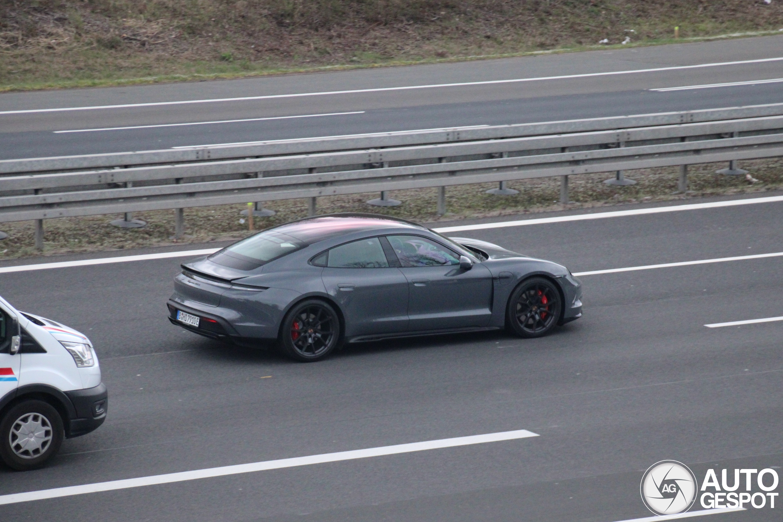 Porsche Taycan GTS