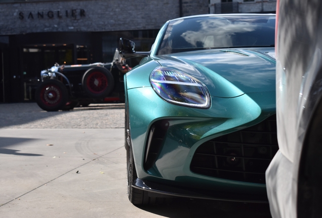 Aston Martin Vantage 2024