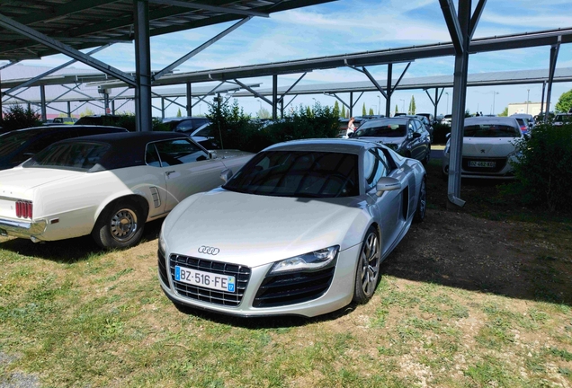 Audi R8 V10
