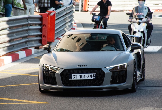 Audi R8 V10 Plus 2015
