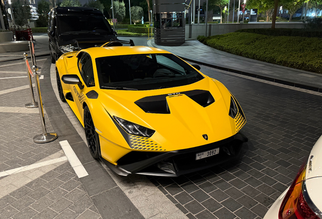 Lamborghini Huracán LP640-2 STO