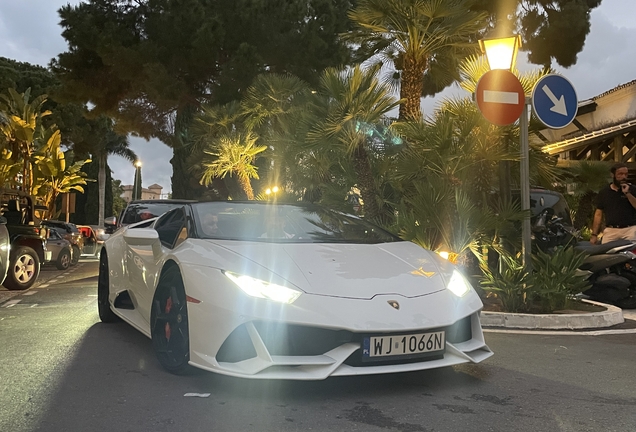 Lamborghini Huracán LP640-4 EVO Spyder